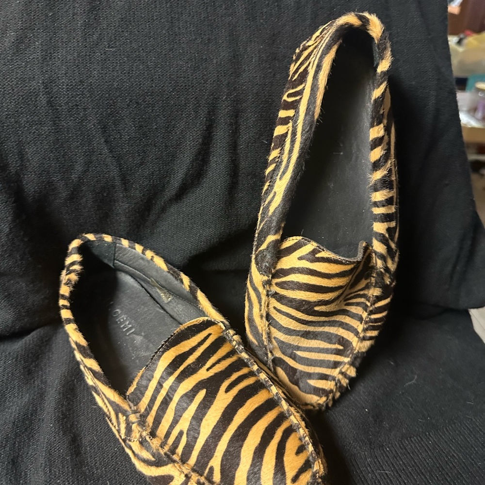 M. Gemi Zebra Print Loafers Calf Hair Size 39/8

FREE GIFT WITH PURCHASE